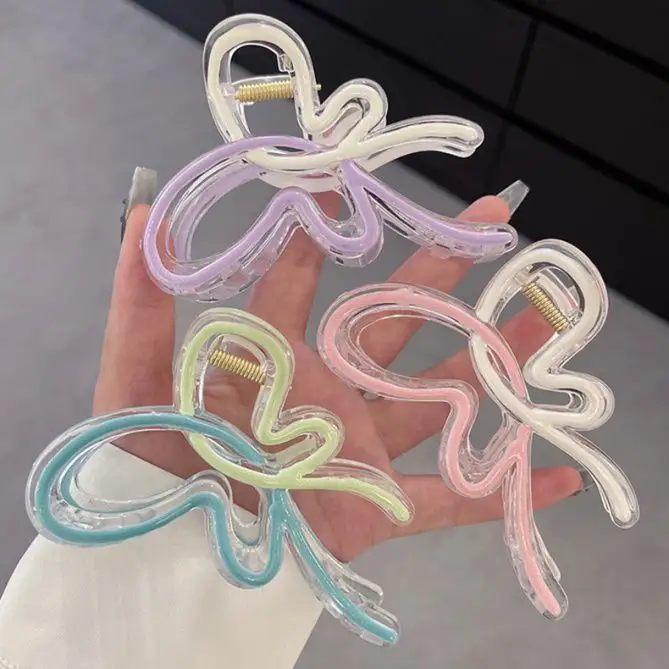 Colorful Butterfly Hair Claw Clips – Hollow Plastic Spring Hair Accessories for Girls