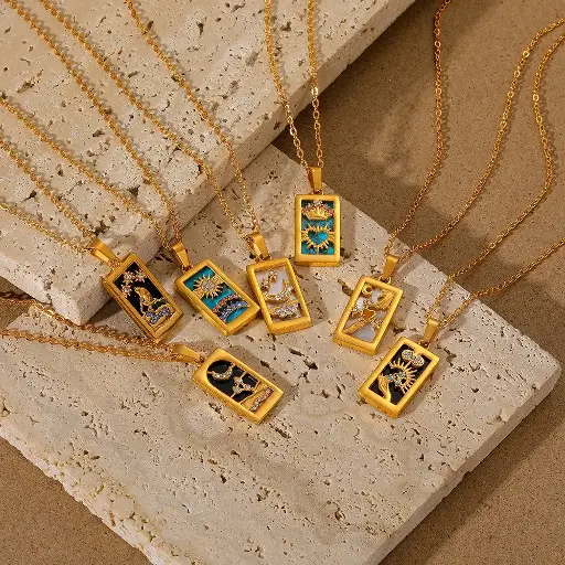 18K Gold PVD-Plated Stainless Steel Pendant – Square Charm Chain for Women